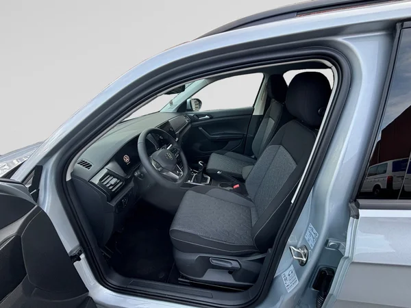 VOLKSWAGEN T-Cross (2024) — foto 6 van 18