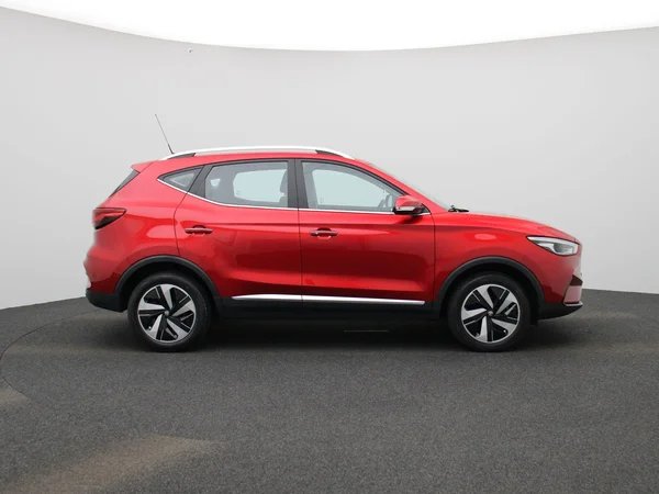 MG ZS EV (2023) — foto 38 van 40