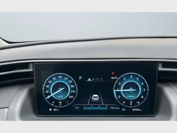 Hyundai TUCSON (2023) — foto 2 van 17