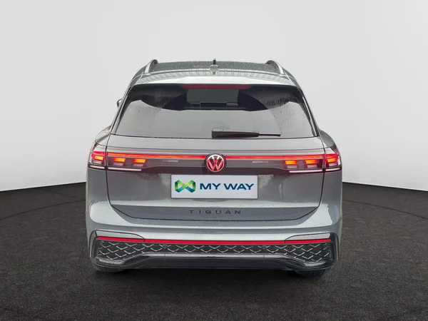 VOLKSWAGEN Tiguan eHybrid (PHEV) (2025) — foto 7 van 21