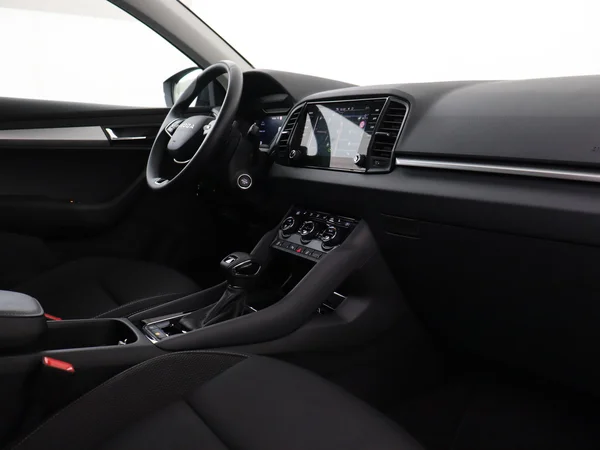 SKODA Karoq (2025) — foto 12 van 18