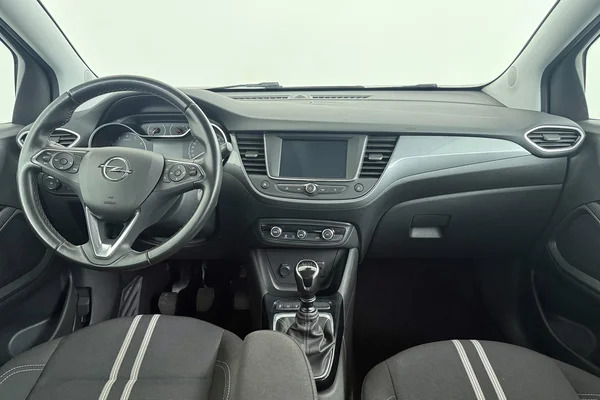 Opel Crossland (2023) — foto 25 van 25
