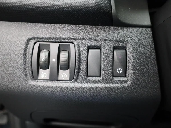 Renault Clio (2020) — foto 18 van 35