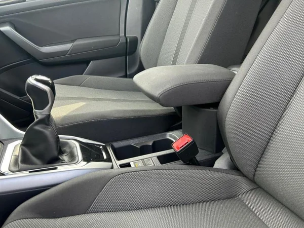 VOLKSWAGEN T-Roc (2022) — foto 16 van 31