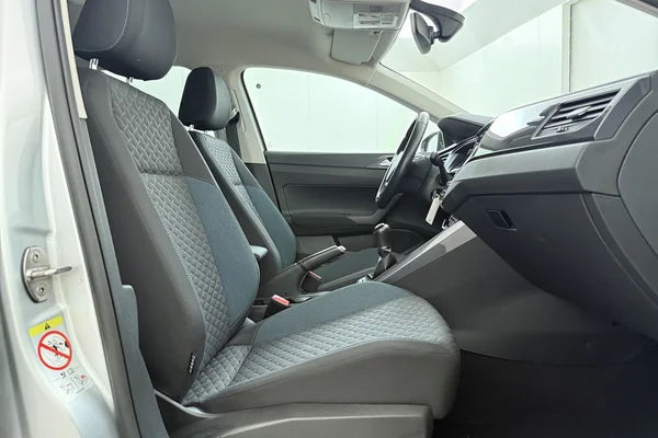 Volkswagen Polo (2019) — foto 19 van 21