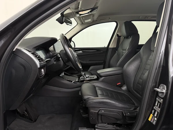 BMW X3 (2022) — foto 2 van 33