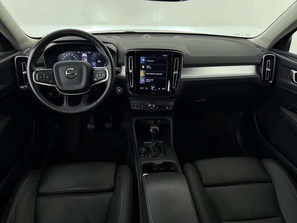 VOLVO XC40 (2021) — foto 30 van 30