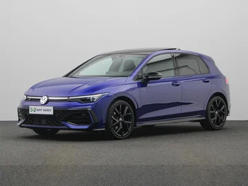 VOLKSWAGEN Golf VIII (2025)