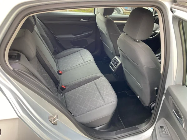 VOLKSWAGEN Golf VIII (2020) — foto 5 van 18