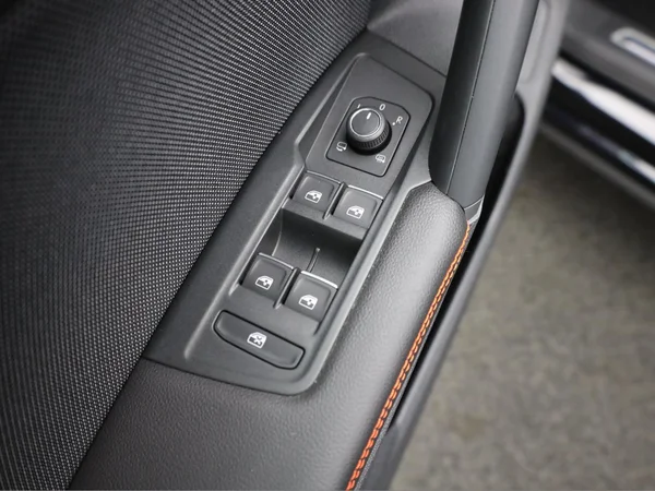 SEAT Tarraco (2023) — foto 9 van 27