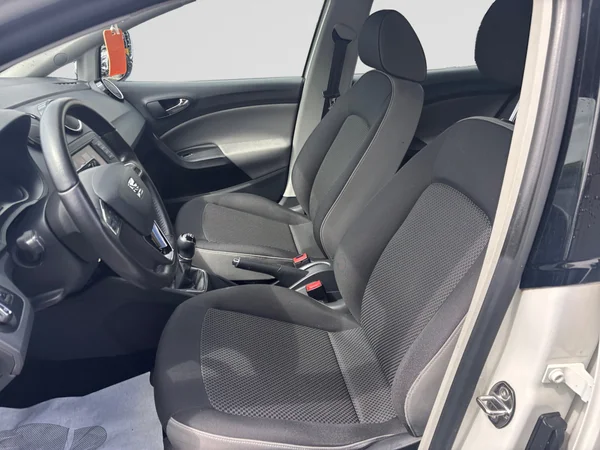 SEAT Ibiza 5P/D (2017) — foto 15 van 15
