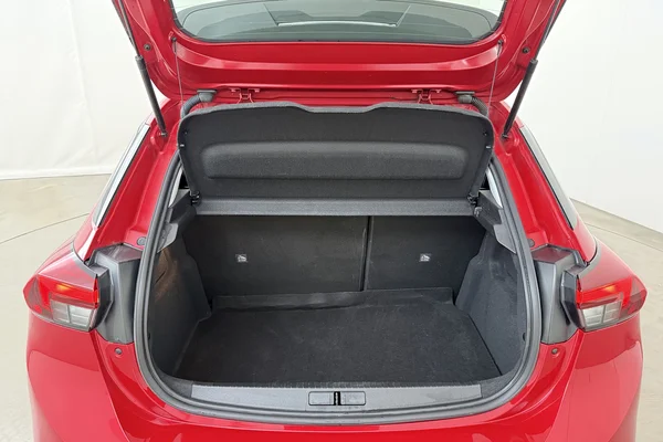 Opel Corsa (2024) — foto 14 van 18