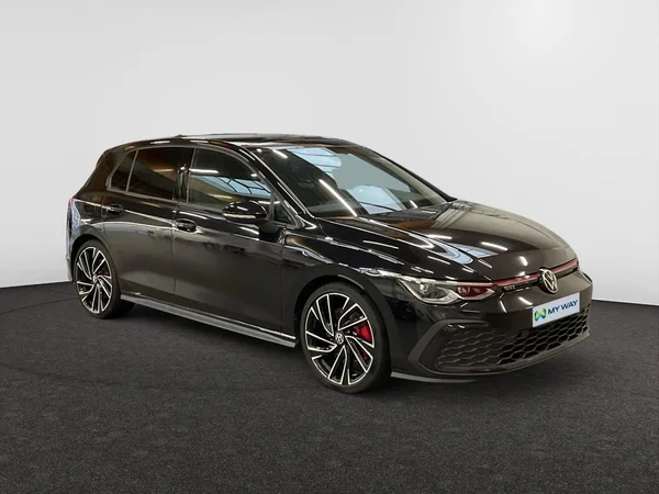 VOLKSWAGEN Golf VIII GTI (2021) — foto 22 van 24