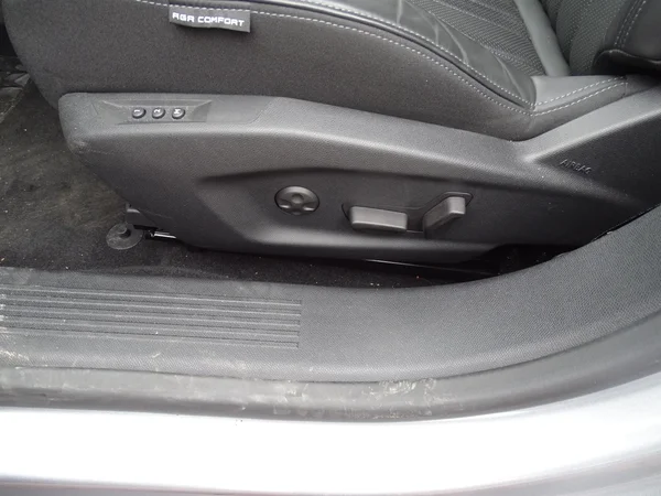 Peugeot 408 (2025) — foto 11 van 25