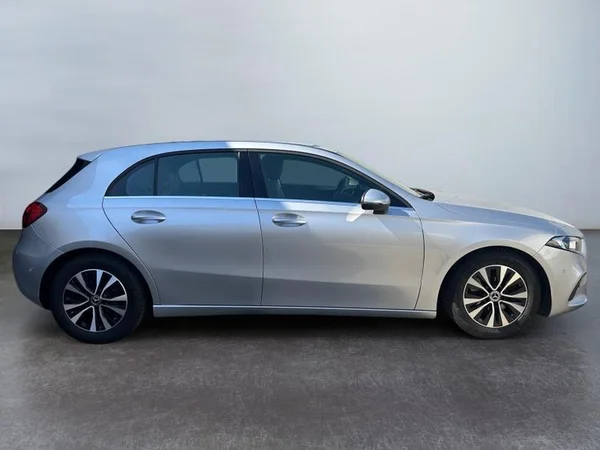 MERCEDES-BENZ A-Class (W177) (2019) — foto 25 van 25
