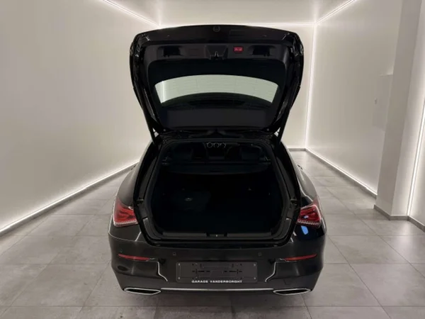 Mercedes-Benz CLA (2023) — foto 19 van 21