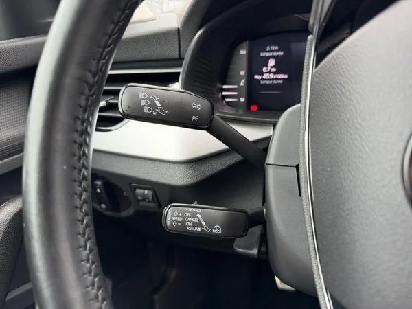 SKODA Kamiq (2022) — foto 19 van 31