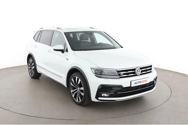 Volkswagen Tiguan Allspace (2020) — foto 14 van 16