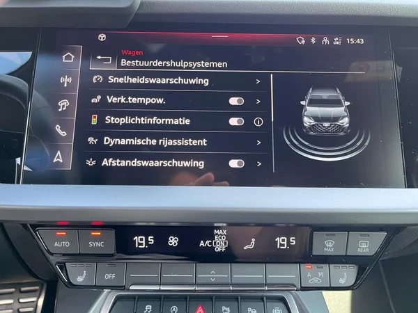 AUDI A3 Sportback (2024) — foto 5 van 22