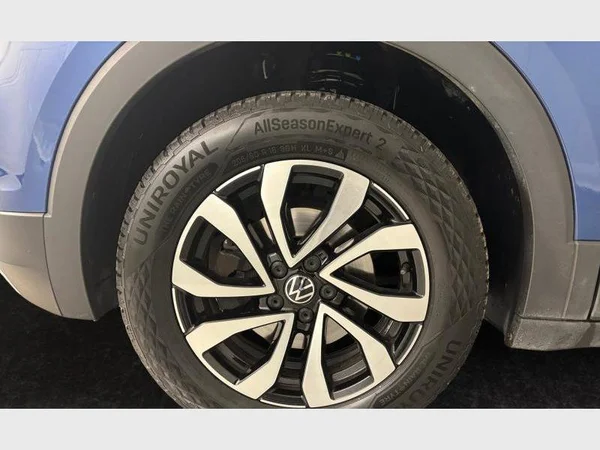 Volkswagen T-Cross (2022) — foto 14 van 15