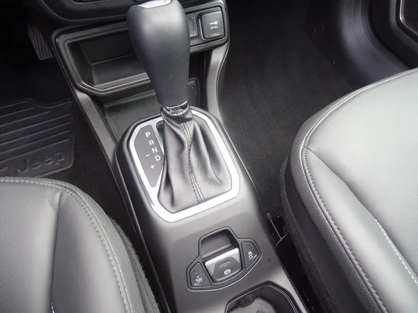 Jeep Renegade (2024) — foto 18 van 27