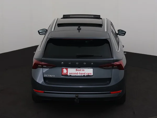 SKODA Octavia (2022) — foto 29 van 32
