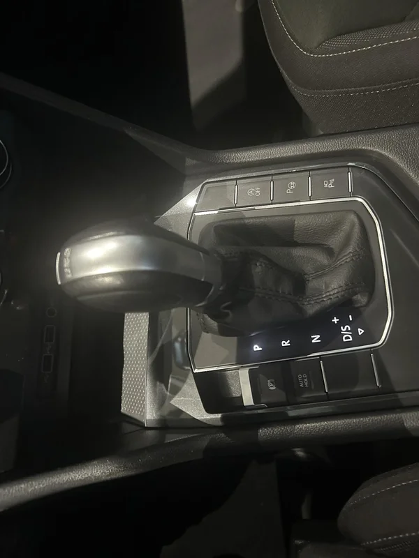 Volkswagen Tiguan (2018) — foto 7 van 19