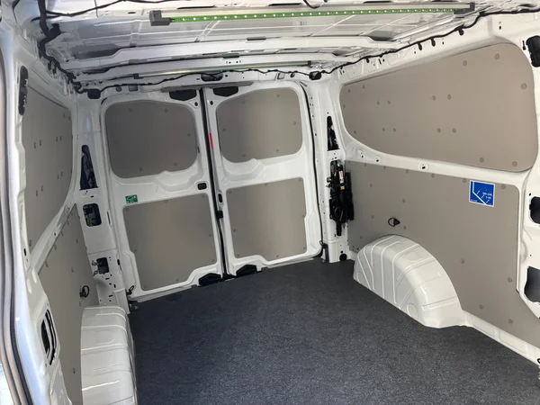 VOLKSWAGEN Transporter T7 28 Fou Lwb (2025) — foto 7 van 24