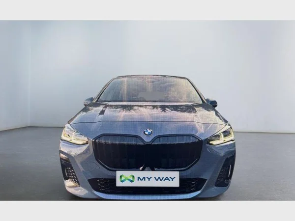 BMW 2 Active Tourer (2023) — foto 25 van 26
