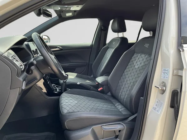 VOLKSWAGEN T-Cross (2024) — foto 5 van 22