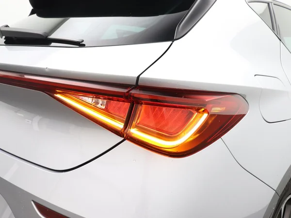 CUPRA Leon e-Hybrid (PHEV) (2021) — foto 7 van 20