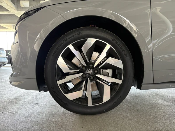SKODA (2025) — foto 13 van 24