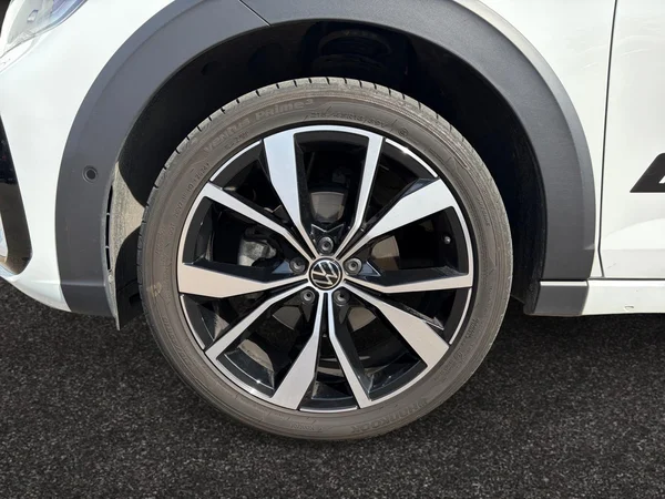 VOLKSWAGEN Taigo (2025) — foto 8 van 16