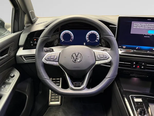 VOLKSWAGEN Golf VIII (2026) — foto 21 van 21
