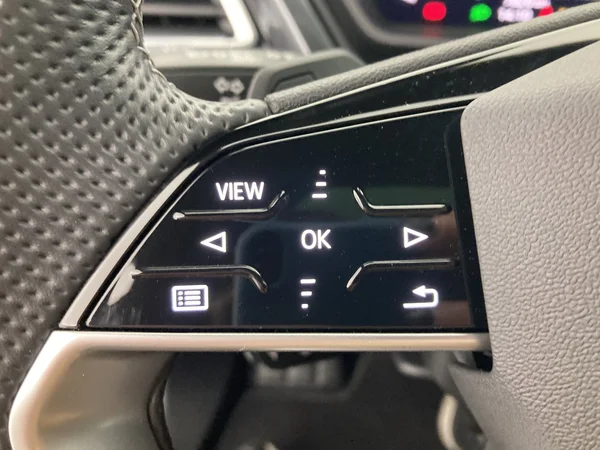 AUDI Q4 e-tron (2022) — foto 2 van 30