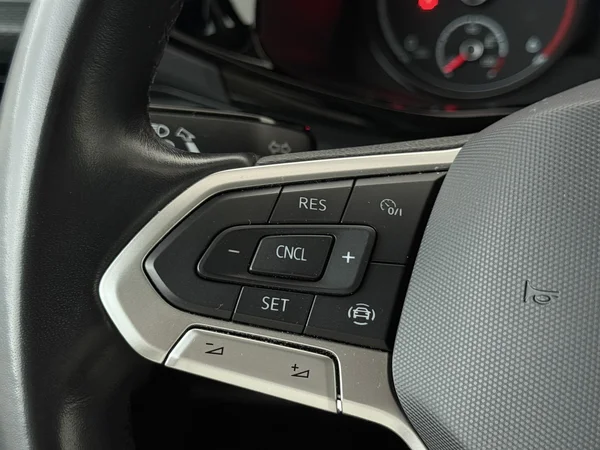 VOLKSWAGEN California (2021) — foto 9 van 26