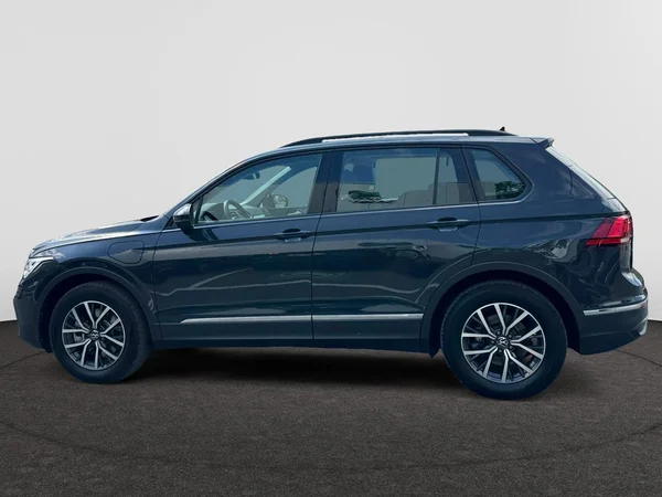 VOLKSWAGEN Tiguan eHybrid (PHEV) (2022) — foto 12 van 22