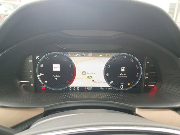 SKODA Scala (2022) — foto 19 van 20