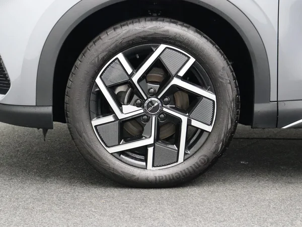 BYD ATTO 3 (2023) — foto 4 van 35