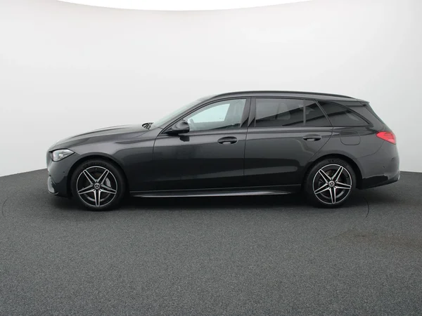 Mercedes-Benz C-Klasse (2025) — foto 23 van 28