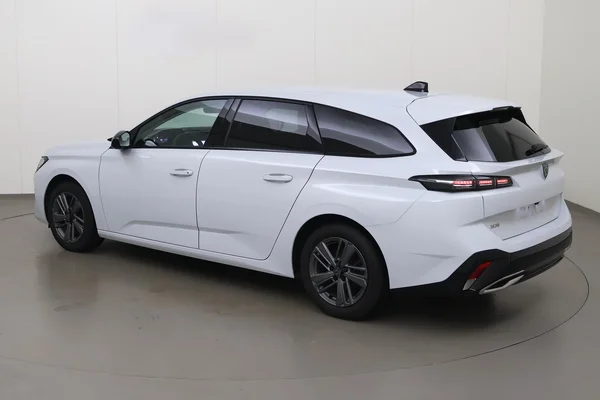 Peugeot 308 SW (2024) — foto 12 van 18