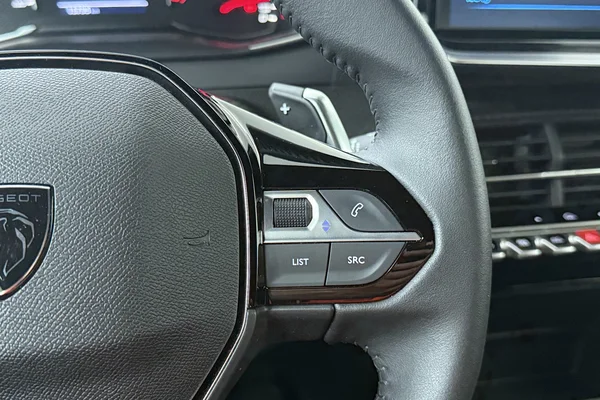 Peugeot 2008 (2025) — foto 7 van 18