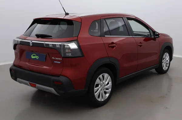 Suzuki S-Cross (2023) — foto 31 van 35