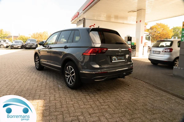 Volkswagen Tiguan (2021) — foto 23 van 39