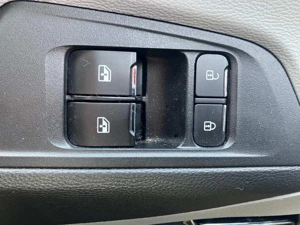 Maxus eDeliver9 (2023) — foto 11 van 33
