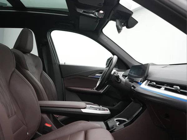 BMW X1 PHEV (U11) (2023) — foto 3 van 54