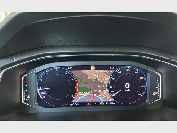Volkswagen T-Roc (2018) — foto 7 van 32