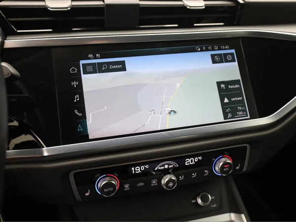 AUDI Q3 (2019) — foto 10 van 19