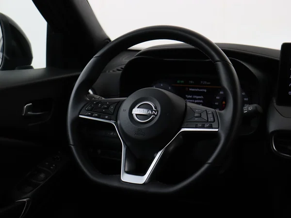 NISSAN Juke (2024) — foto 14 van 27