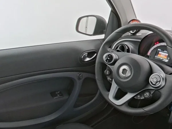 smart Fortwo (2024) — foto 7 van 11